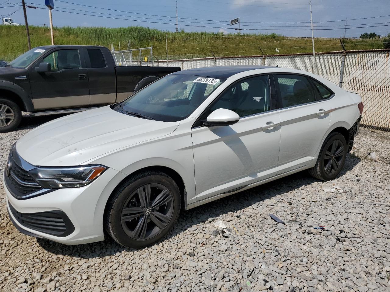 VOLKSWAGEN JETTA SE
