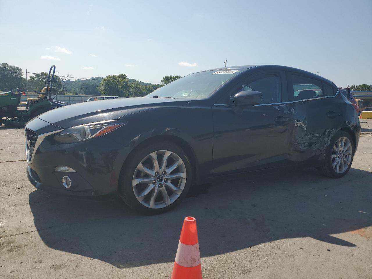 MAZDA 3 GRAND TOURING