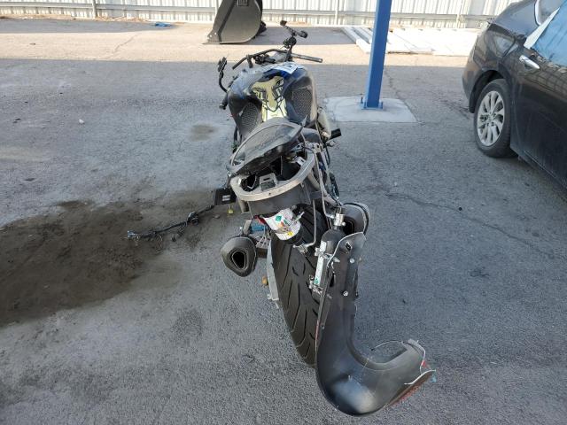 2002 SUZUKI TL1000 R JS1VT52AX22101404