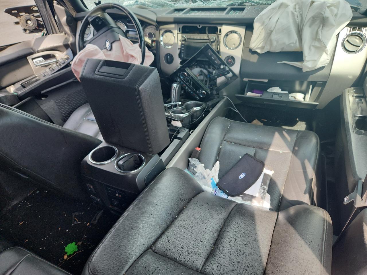 FORD EXPEDITION LIMITED