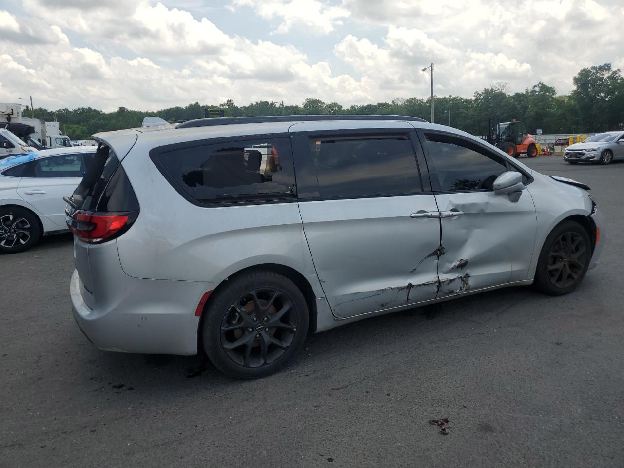 CHRYSLER PACIFICA LIMITED