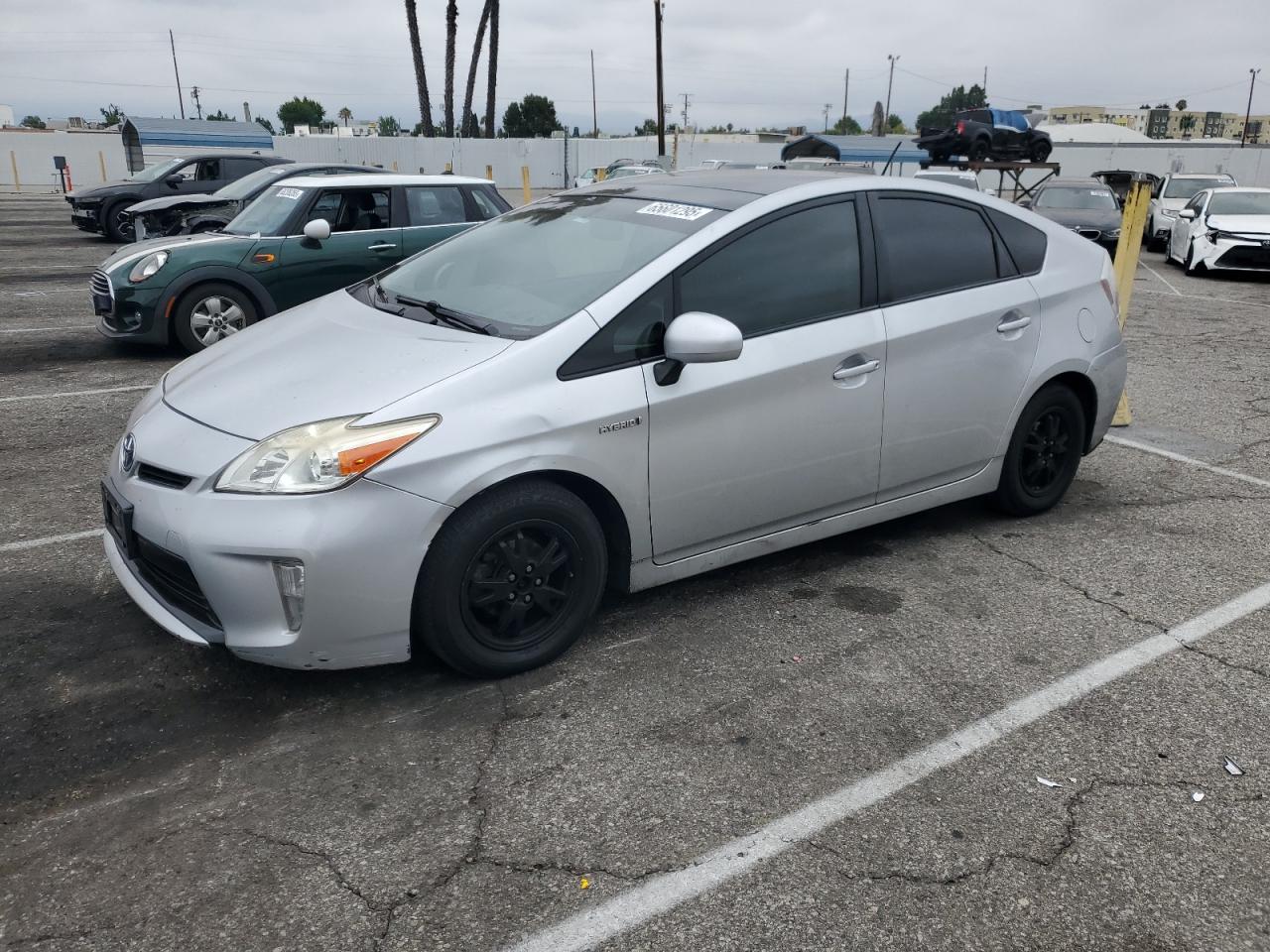 TOYOTA PRIUS