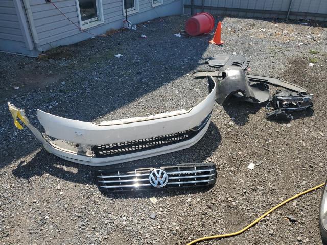 2015 VOLKSWAGEN PASSAT SEL 1VWCM7A3XFC009229