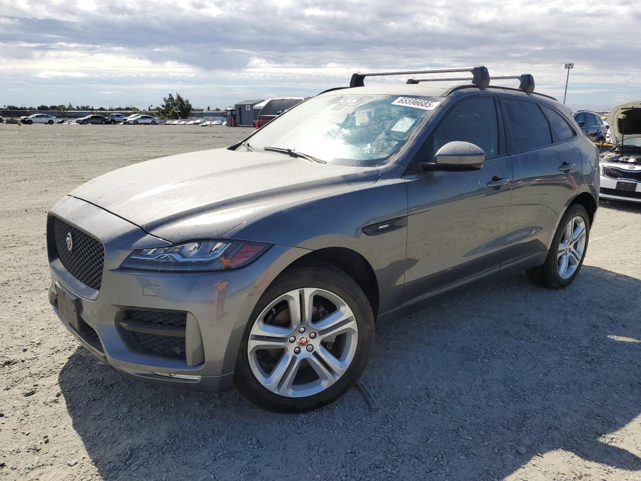 JAGUAR F-PACE R - SPORT