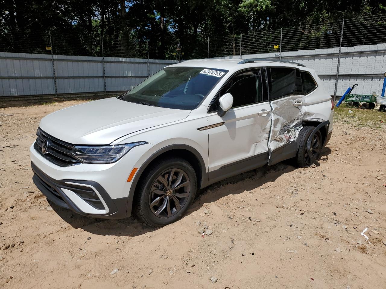 VOLKSWAGEN TIGUAN SE
