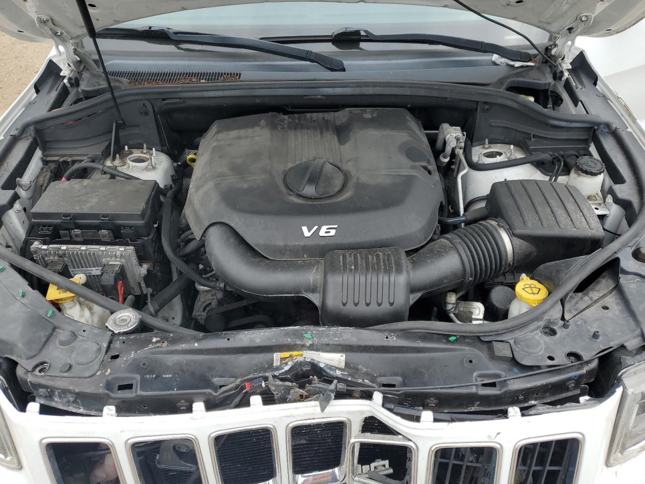 JEEP GRAND CHEROKEE LAREDO