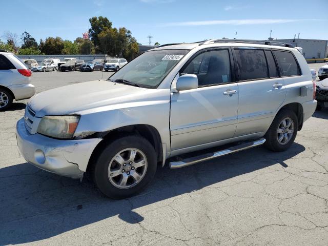 TOYOTA HIGHLANDER
