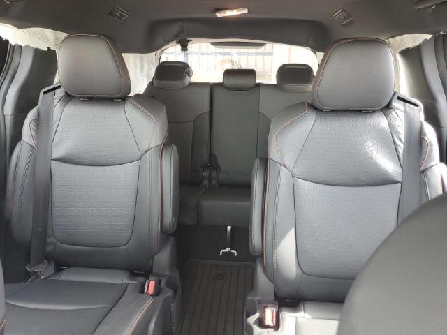 2022 TOYOTA SIENNA XSE 5TDXSKFC6NS059824