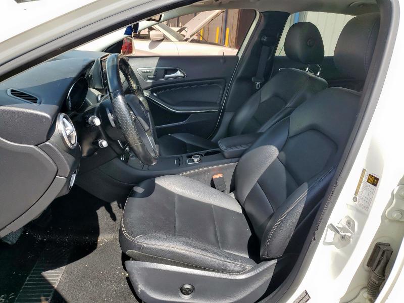 2015 MERCEDES-BENZ GLA 250 4M WDCTG4GB8FJ091068
