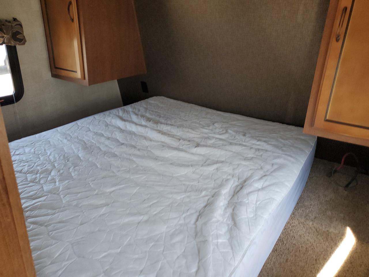 Lot #3208412718 2013 KEY SPRINGDALE