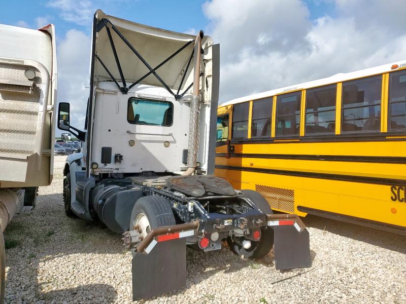 PETERBILT 579 2018 white  diesel 1XPBA48X2JD446478 photo #4