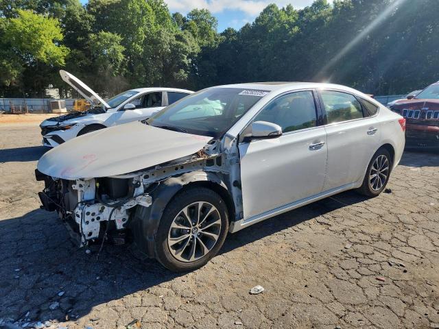 TOYOTA AVALON XLE