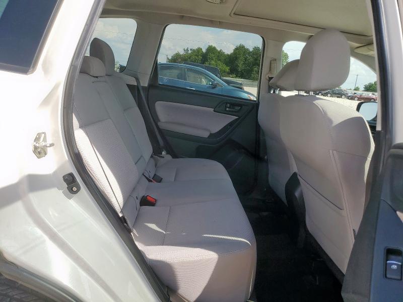 2018 SUBARU FORESTER 2 JF2SJADC0JH615748