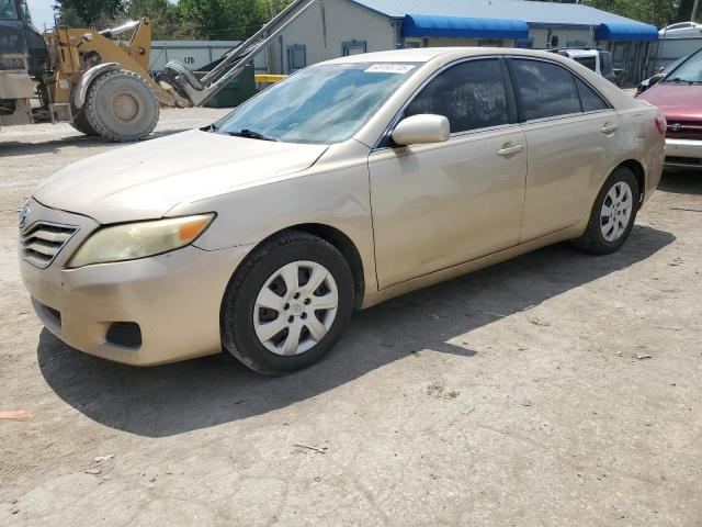 TOYOTA CAMRY BASE