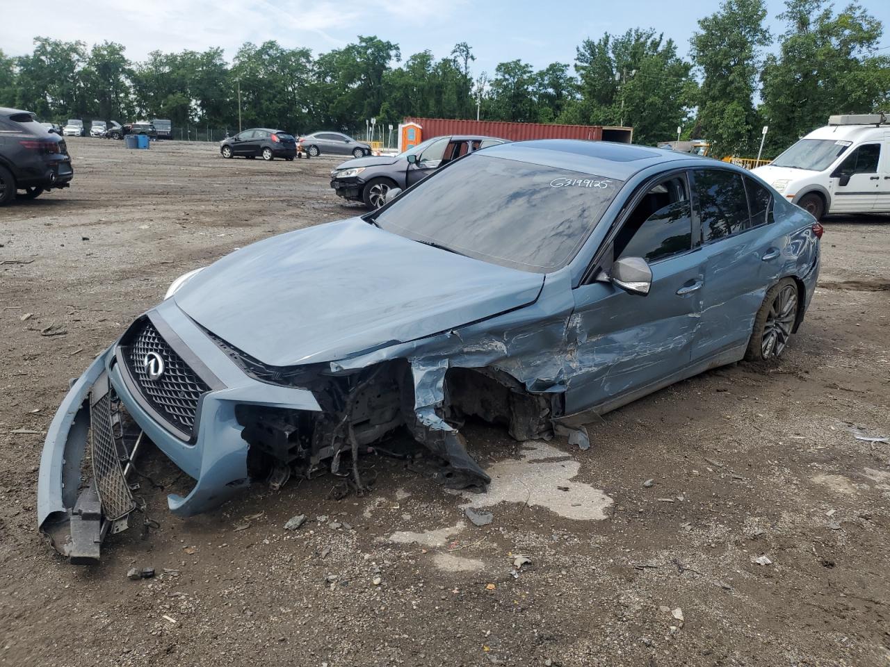 INFINITI Q50 RED SPORT 400