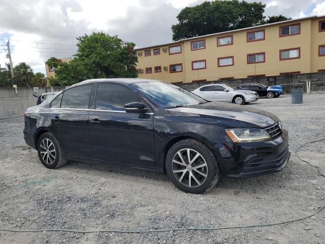 2018 VOLKSWAGEN JETTA SE 3VWDB7AJ5JM221777