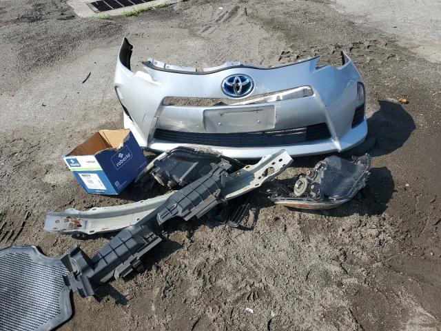 2013 TOYOTA PRIUS C - JTDKDTB30D1543256