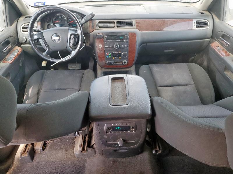 2010 CHEVROLET SUBURBAN K - 1GNUKHE30AR221907