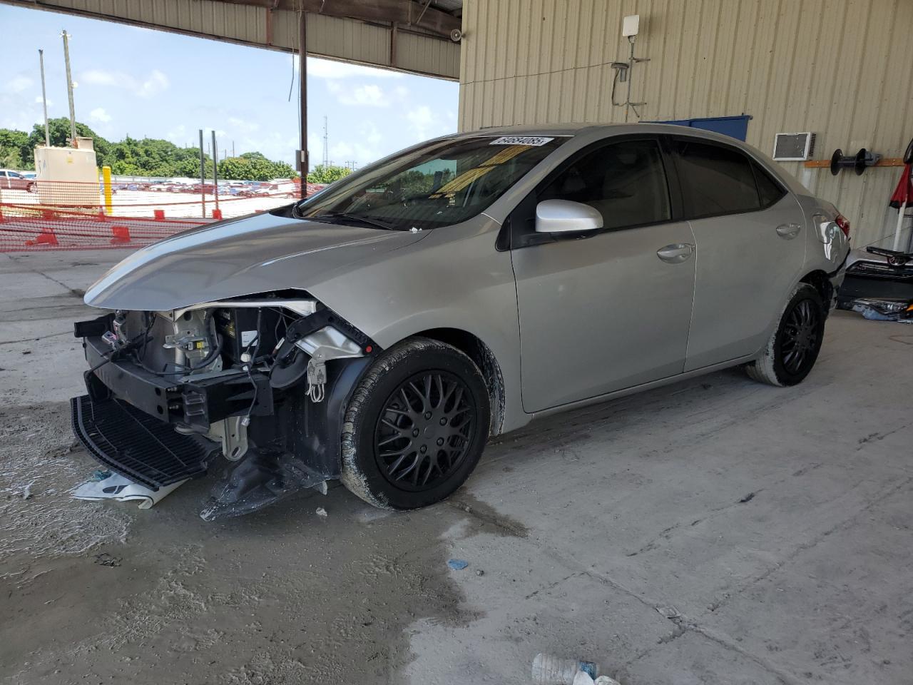 TOYOTA COROLLA L