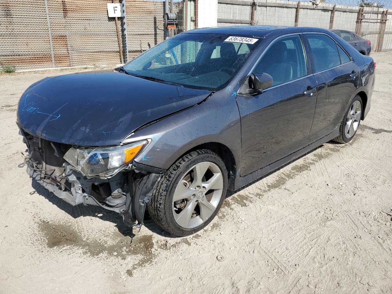 TOYOTA CAMRY SE