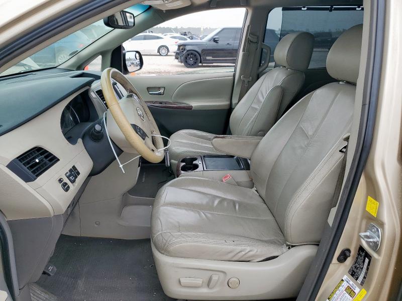 2011 TOYOTA SIENNA XLE - 5TDYK3DC6BS106231
