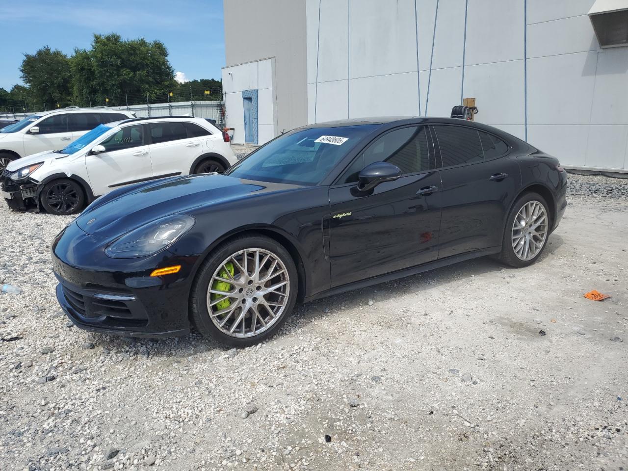 PORSCHE PANAMERA 4 E-HYBRID