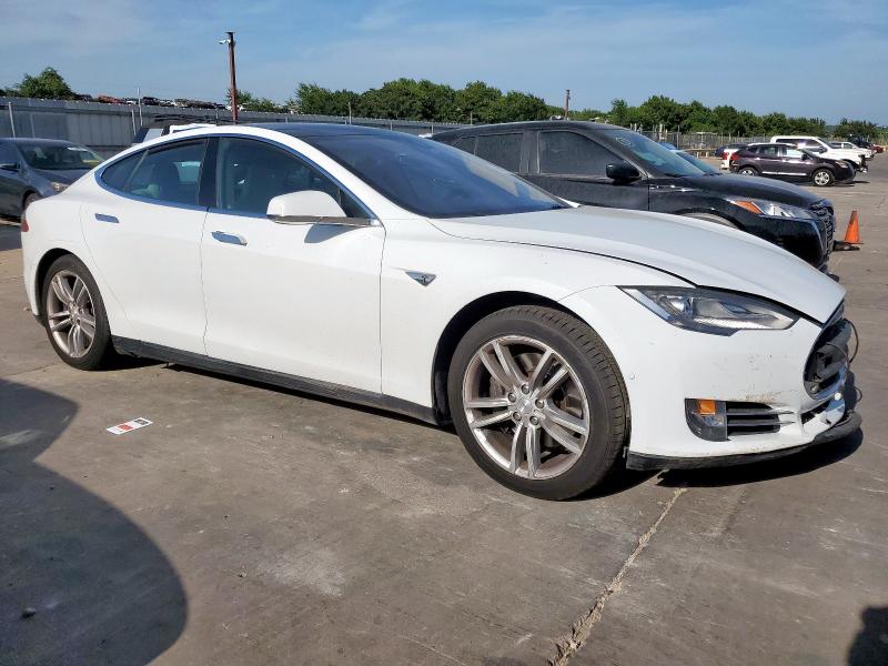2015 TESLA MODEL S 85 5YJSA1H24FFP73694