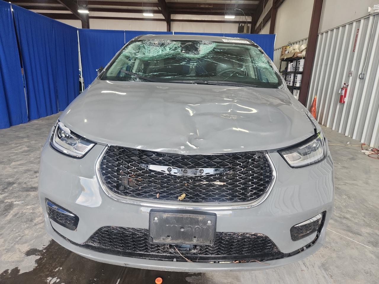 CHRYSLER PACIFICA HYBRID TOURING L