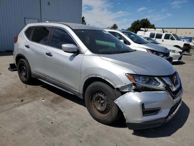 2018 NISSAN ROGUE S KNMAT2MT9JP522372