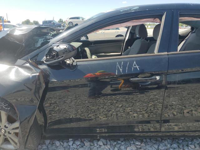 2018 HYUNDAI ELANTRA SE 5NPD84LF8JH213946