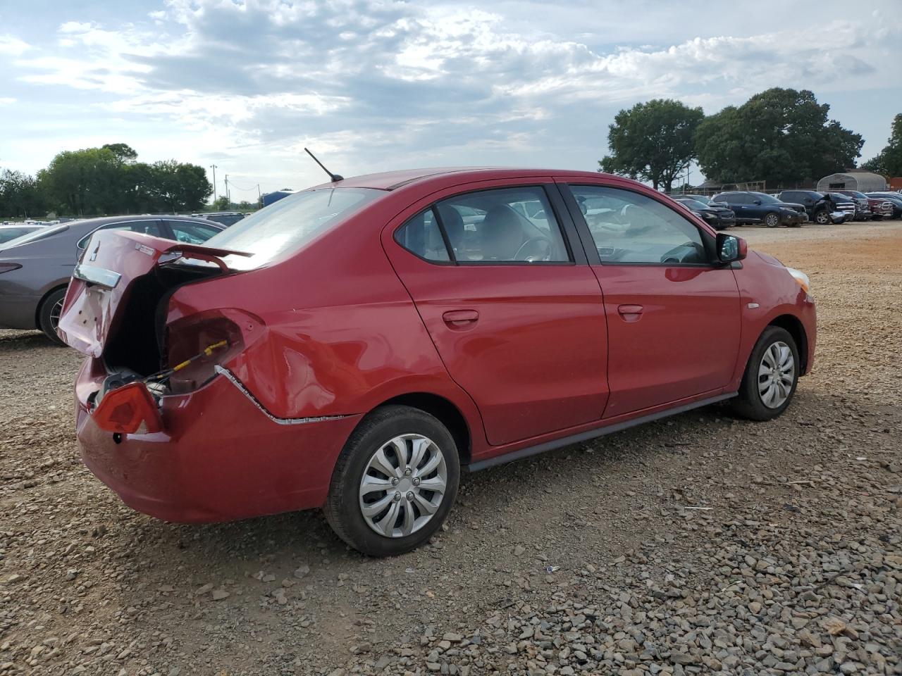 MITSUBISHI MIRAGE G4 ES