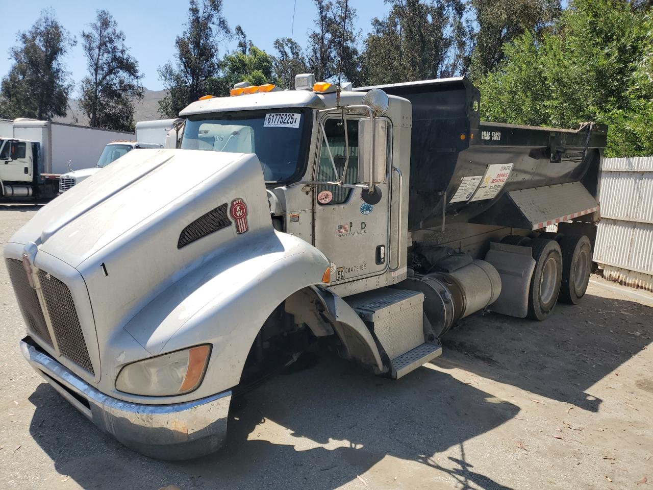 Lot #3217642466 2016 KENWORTH T370