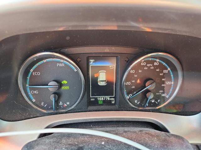 2018 TOYOTA RAV4 HV LE - JTMRJREV2JD228542