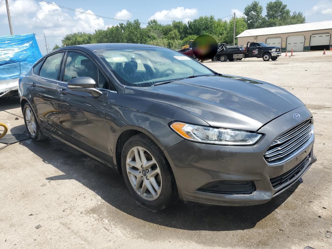 FORD FUSION SE