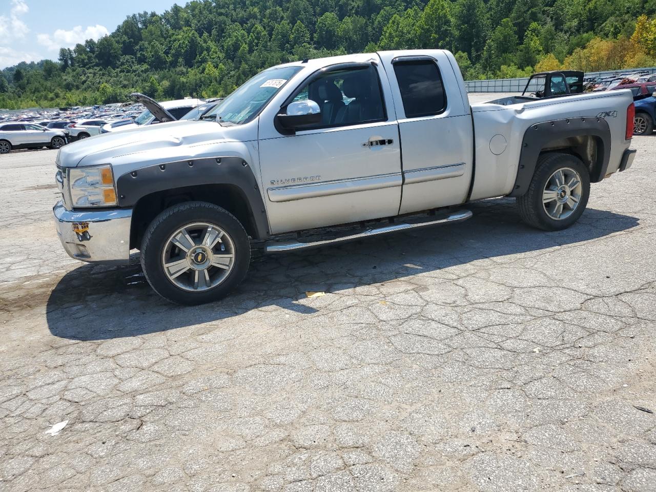 CHEVROLET SILVERADO K1500 LT