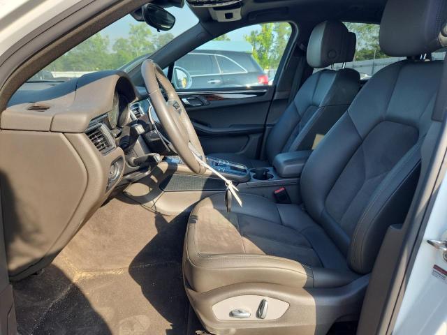 2017 PORSCHE MACAN WP1AA2A51HLB81156