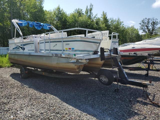 LOWE 215 L PONTOON