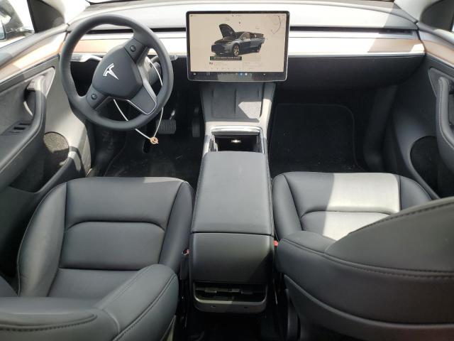 2024 TESLA MODEL Y 7SAYGDED7RF095482