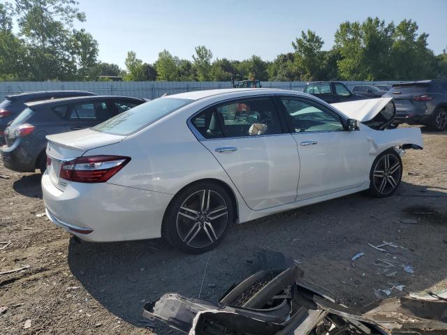 2017 HONDA ACCORD SPO 1HGCR2F18HA142795