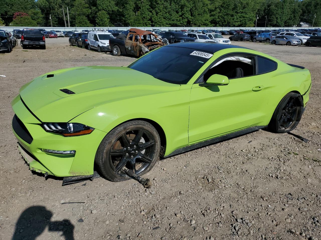 FORD MUSTANG