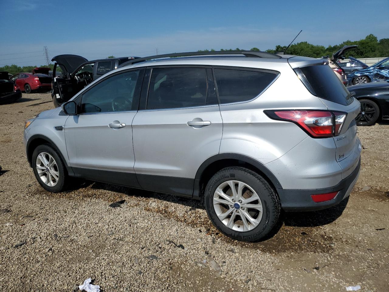 FORD ESCAPE SE