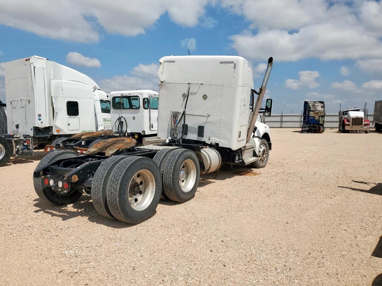 Lot #3294196943 2018 KENWORTH CONSTRUCTI