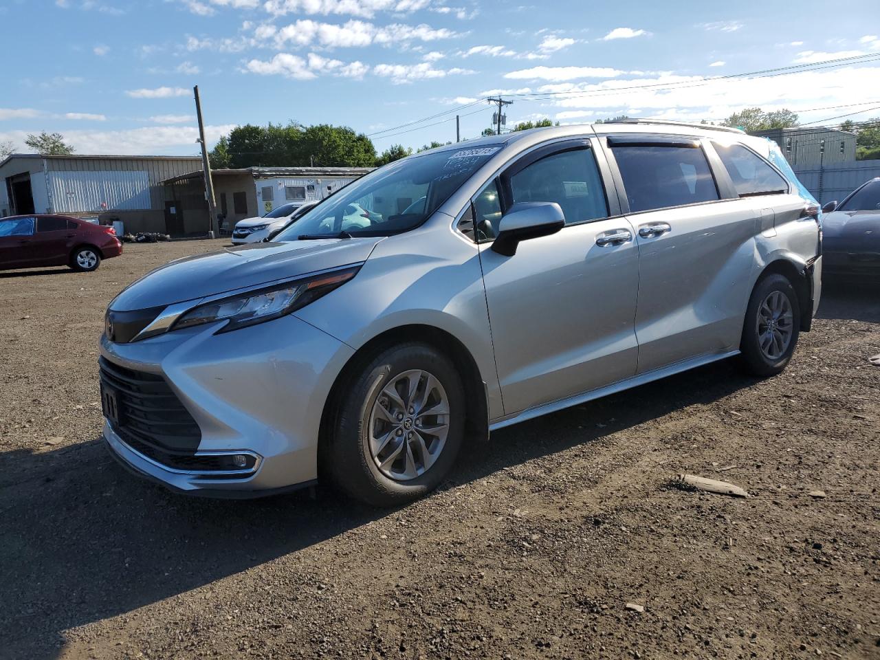 TOYOTA SIENNA XLE