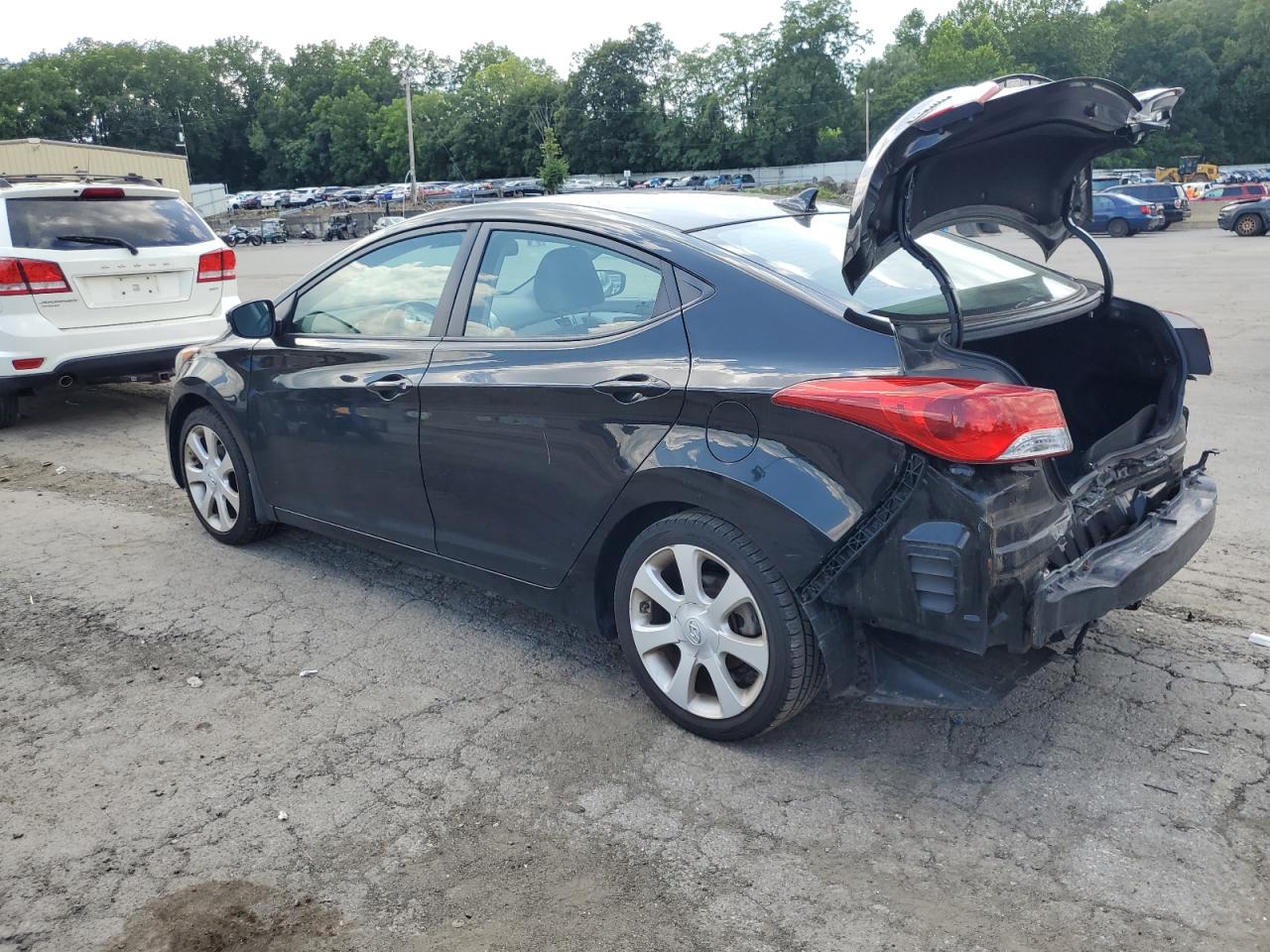 Hyundai Elantra gl 2013