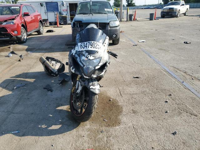 2004 SUZUKI GSX-R600 K JS1GN7CA842103782