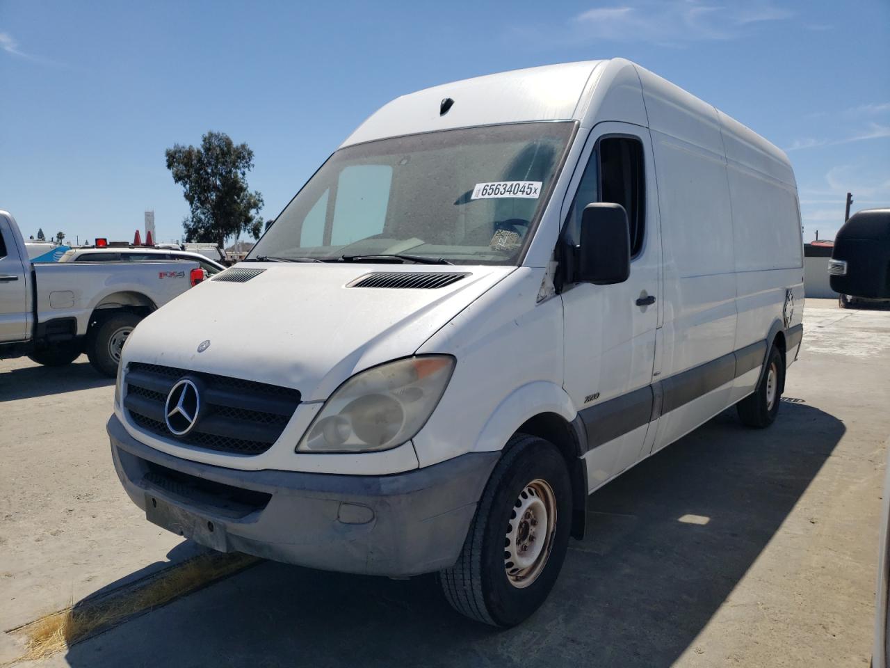 MERCEDES-BENZ SPRINTER 2500