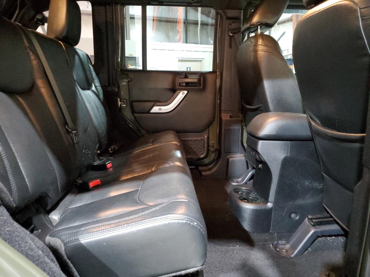 JEEP WRANGLER SAHARA