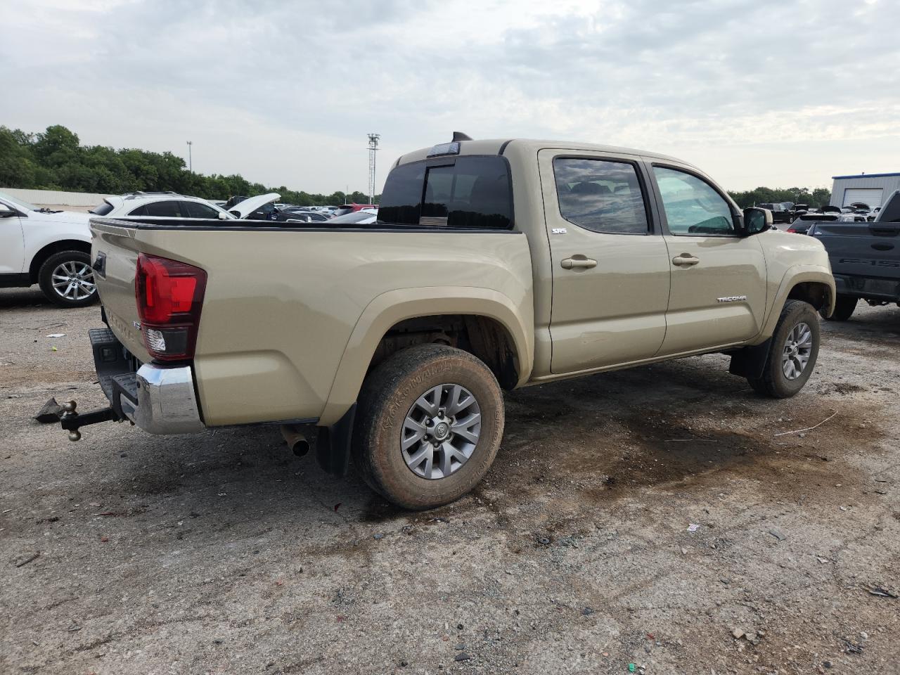 TOYOTA TACOMA DOUBLE CAB