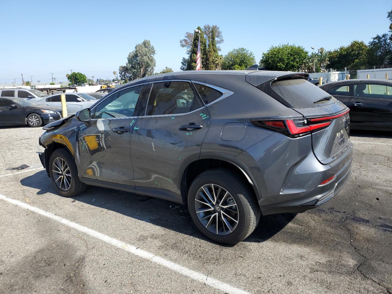 LEXUS NX 350H BASE