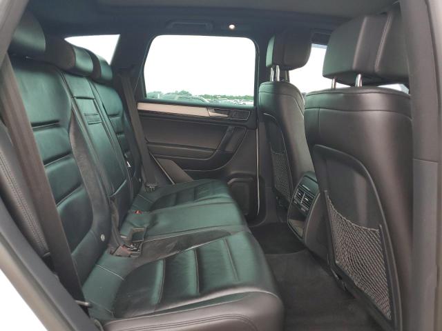 2017 VOLKSWAGEN TOUAREG WO WVGRF7BP1HD005538